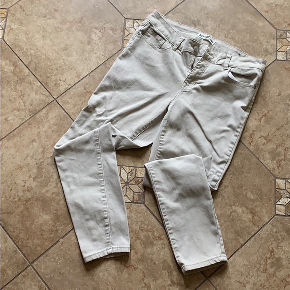 Artisan Ny Denim - MYSTERY BOX ITEM! ARTISAN NY Skinny Jeans! NWOT!